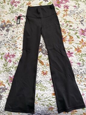 TNA Life Flare leggings - Black